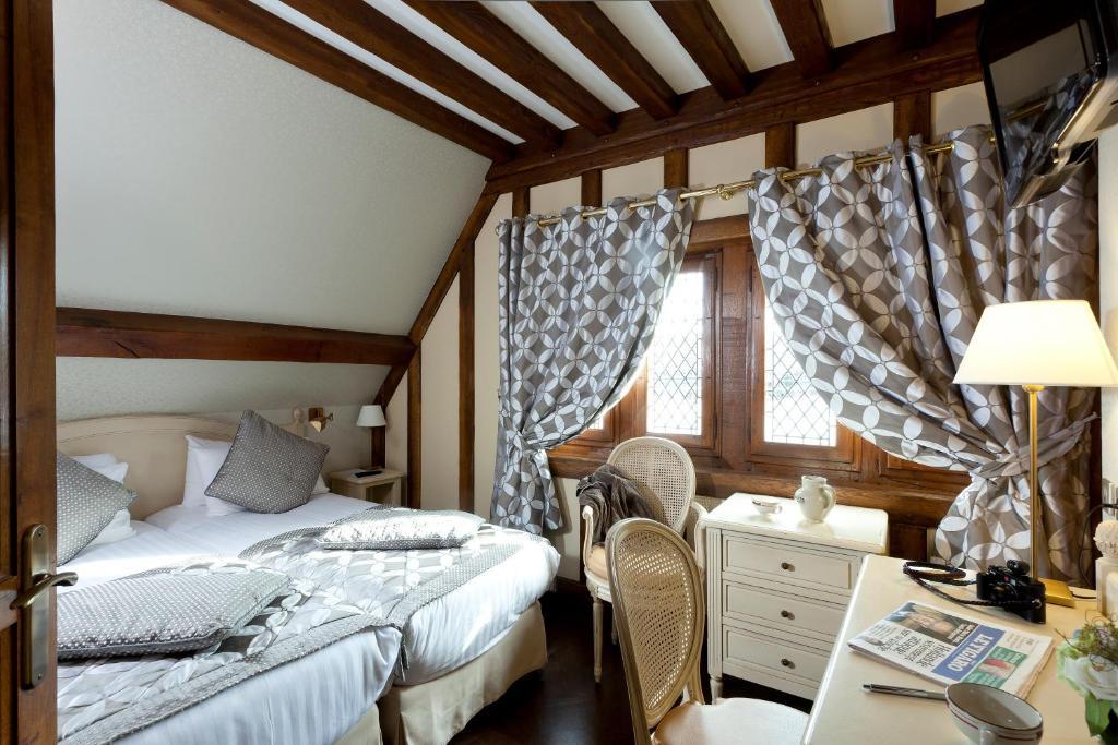 Mont-Saint-Michel Auberge Saint Pierre מראה חיצוני תמונה