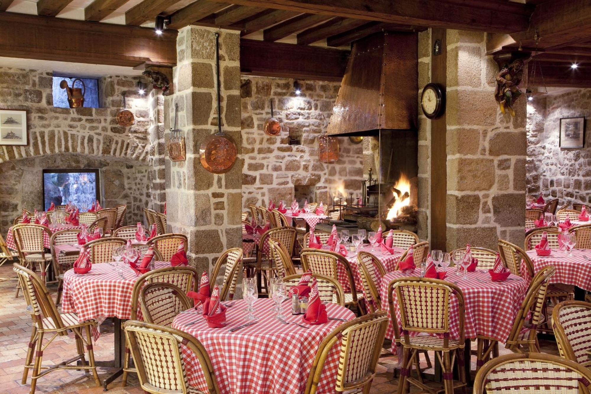 Mont-Saint-Michel Auberge Saint Pierre מראה חיצוני תמונה