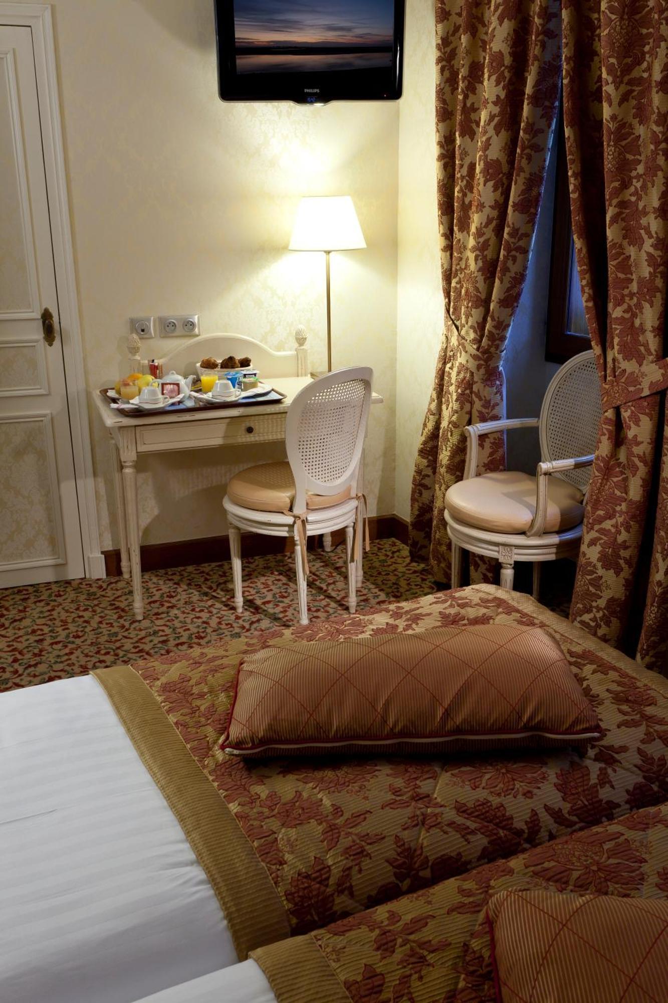 Mont-Saint-Michel Auberge Saint Pierre מראה חיצוני תמונה