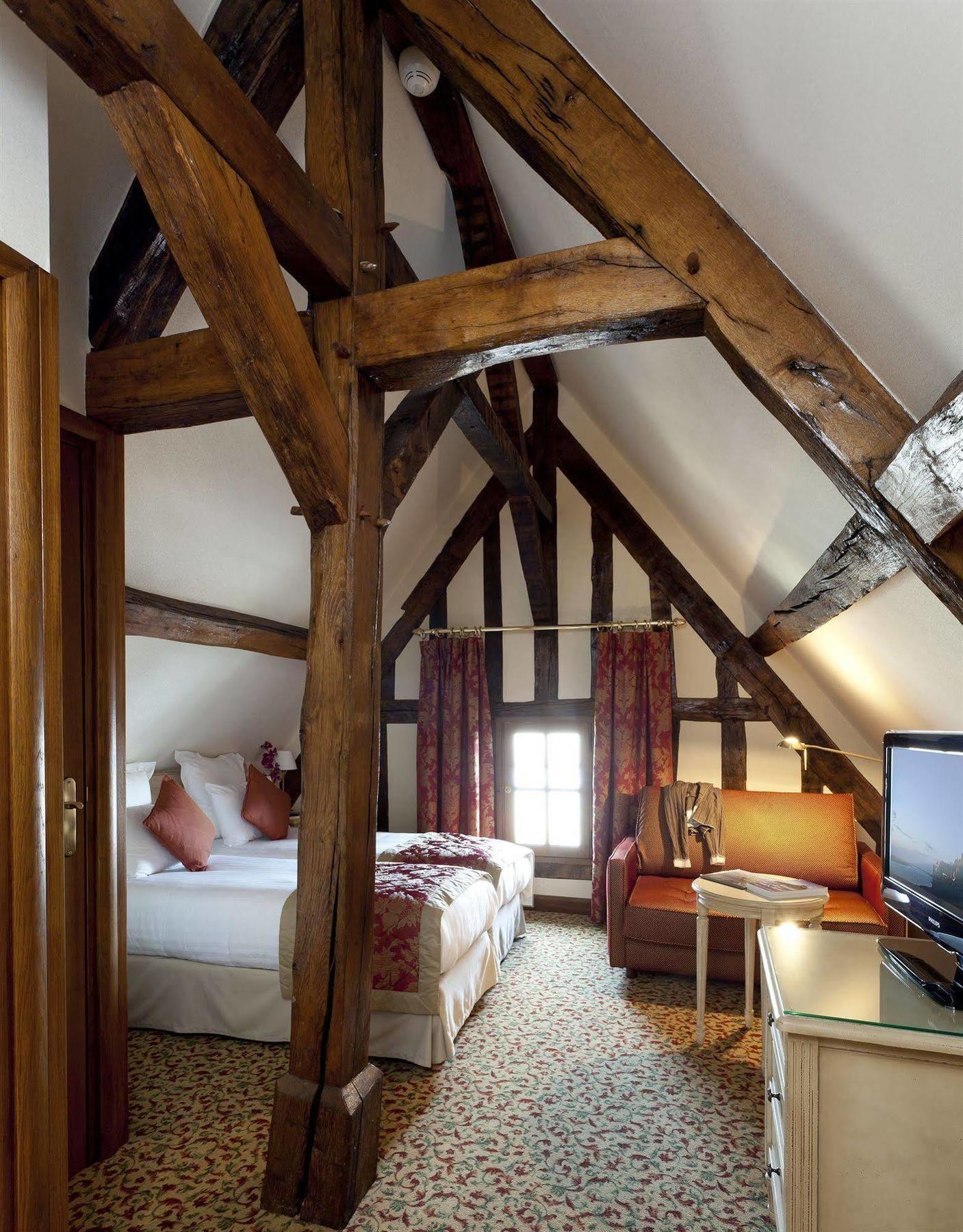 Mont-Saint-Michel Auberge Saint Pierre מראה חיצוני תמונה