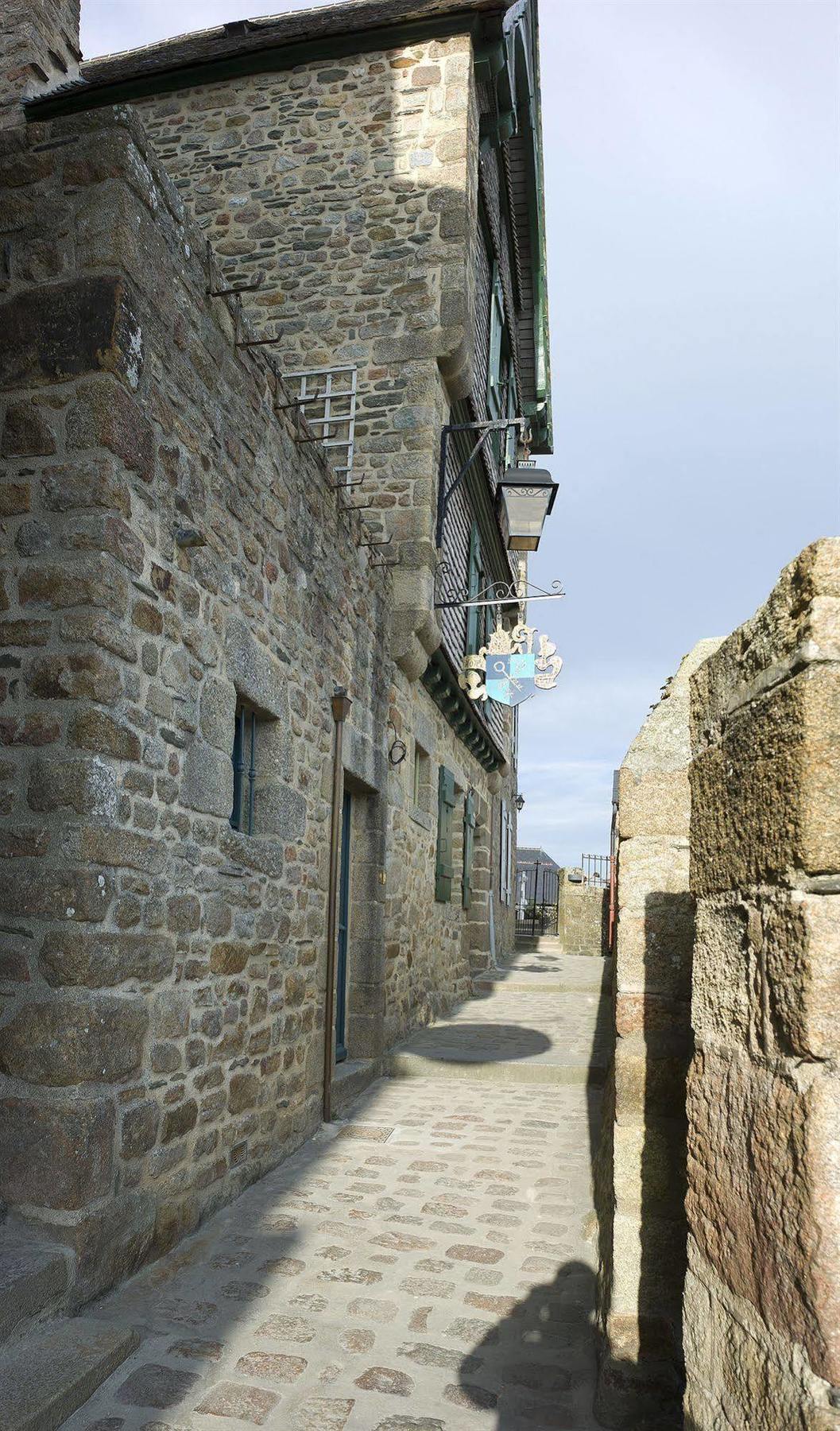 Mont-Saint-Michel Auberge Saint Pierre מראה חיצוני תמונה